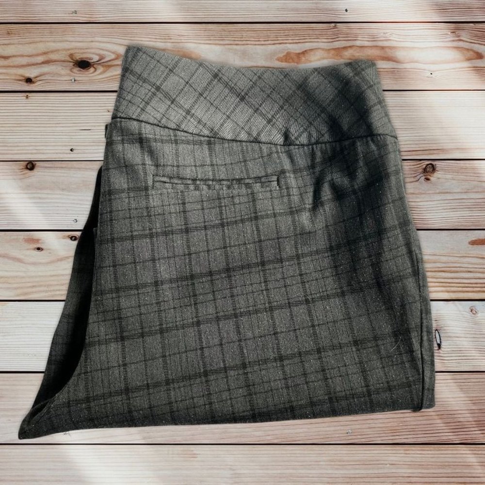 Torrid Gray Plaid Trousers Size 20 TALL